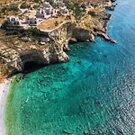Athevillas Chrysoula * Mézapos