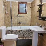 Athevillas Chrysoula Mézapos