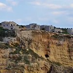 Athevillas Chrysoula Mézapos