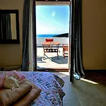 Athevillas Chrysoula Mézapos