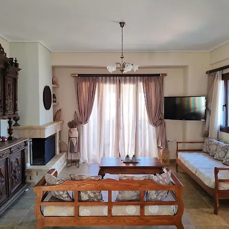 Athevillas Chrysoula * Mezapos