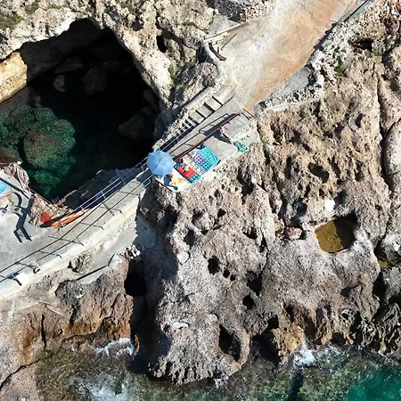 Athevillas Chrysoula Βίλα *