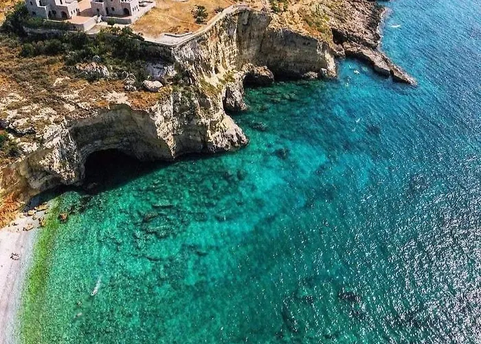 Athevillas Chrysoula * Mézapos