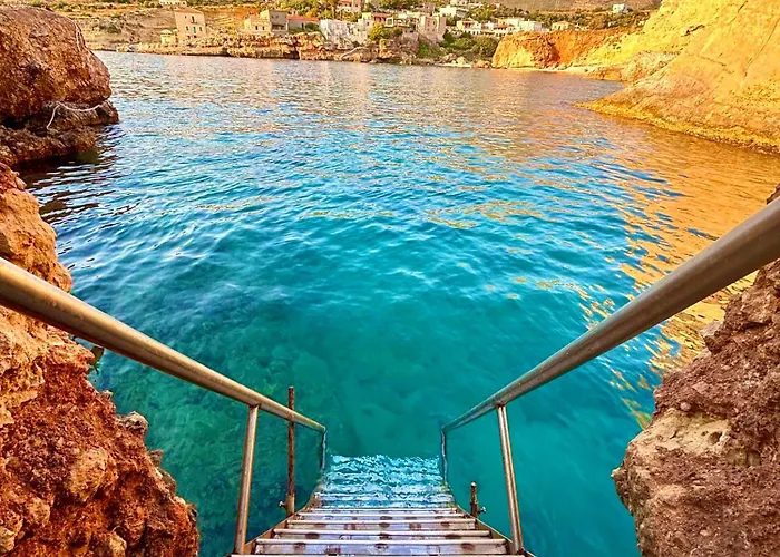 Athevillas Chrysoula * Mezapos