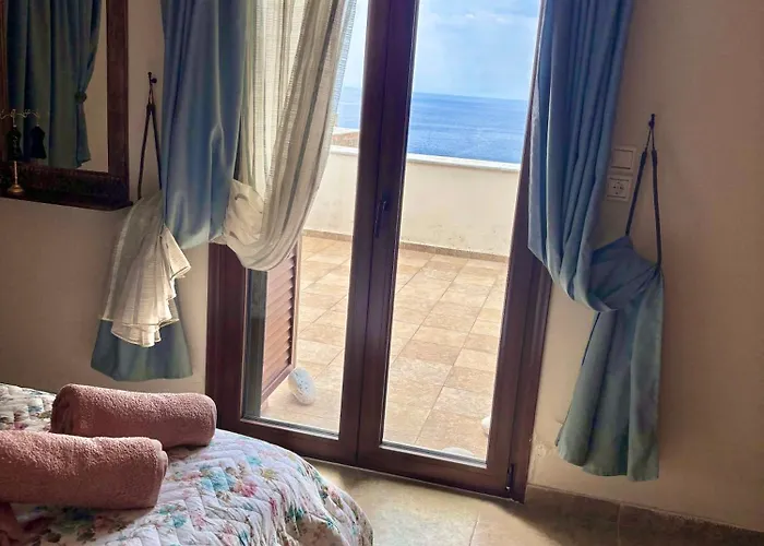 Athevillas Chrysoula